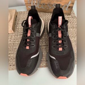 Sorel Black and Pink Sneakers